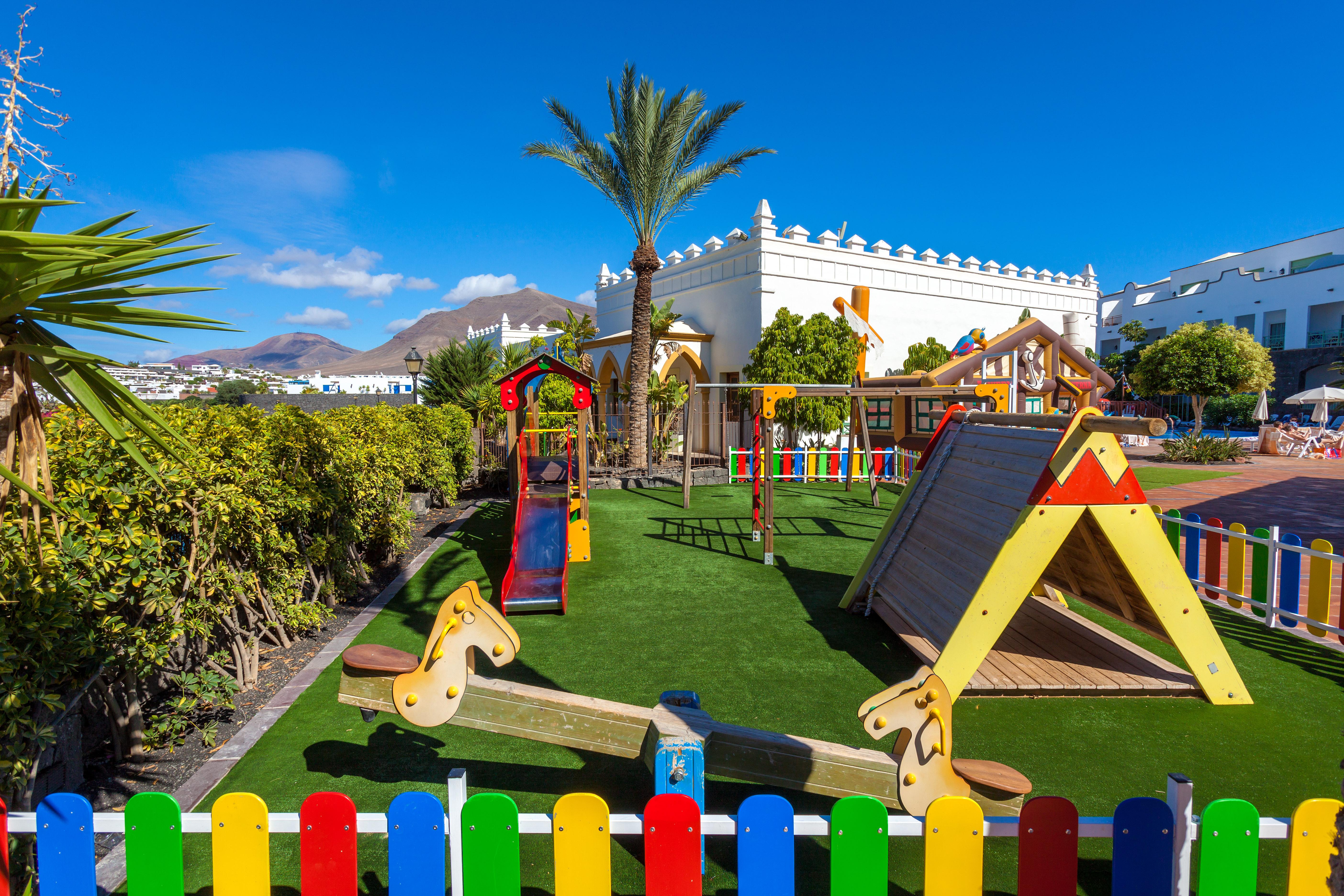 Gran Castillo Tagoro Family & Fun Playa Blanca Playa Blanca  Exterior photo